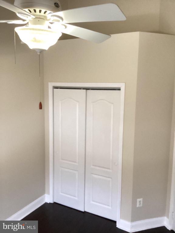 Building Photo - 23433 Clarksridge Rd