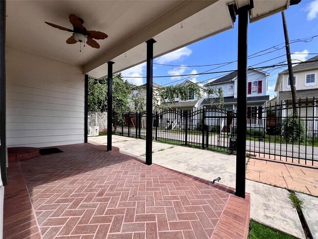 Building Photo - 4416 Spencer St