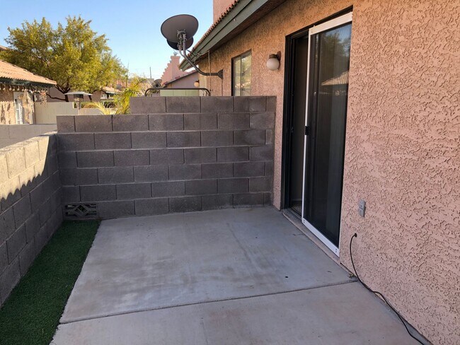 Building Photo - 304 Crosswind Way