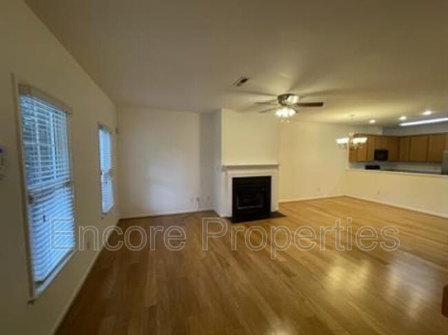 Building Photo - 10021 David Stone Dr