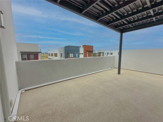 Building Photo - 178 Waypoint
