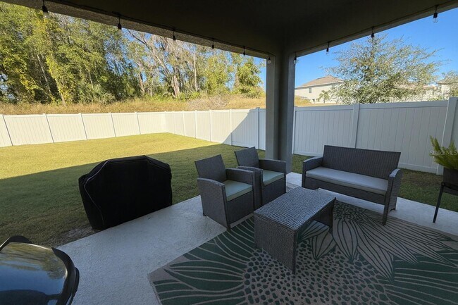 Building Photo - 2868 Dawn Redwood Pl