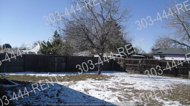 Building Photo - 3 Bedroom & 2 Bathroom Ranch Style Home in Montebello