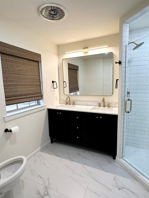 Building Photo - 2110 Potomac Dr