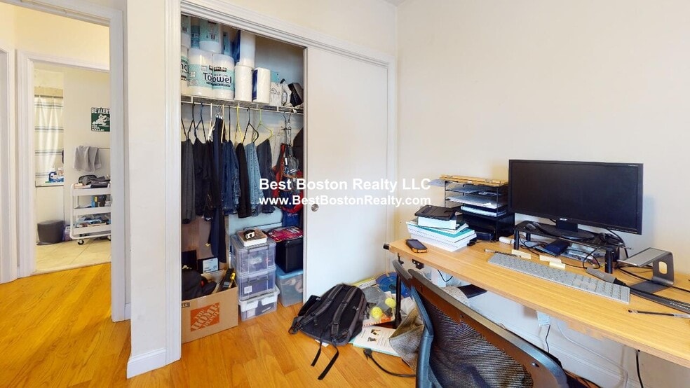 Building Photo - 50 Craigie St