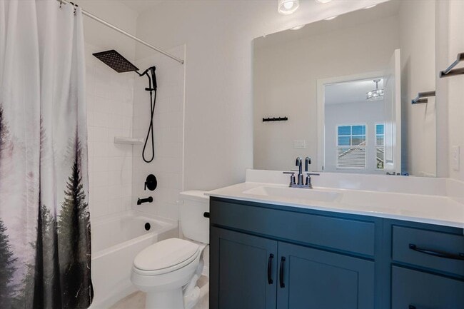 Building Photo - 168 Kings Cyn Dr