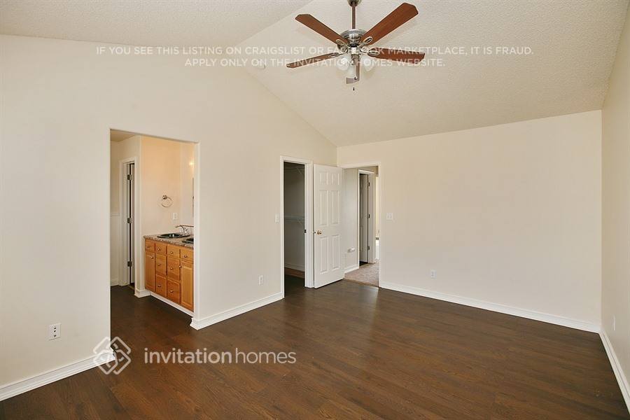 Building Photo - 7293 Grand Prairie Dr