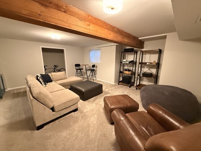 Building Photo - 4023 N Quail Ridge Dr