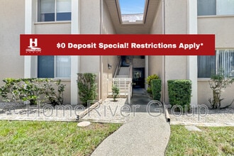 Building Photo - 1731 Golf Club Dr