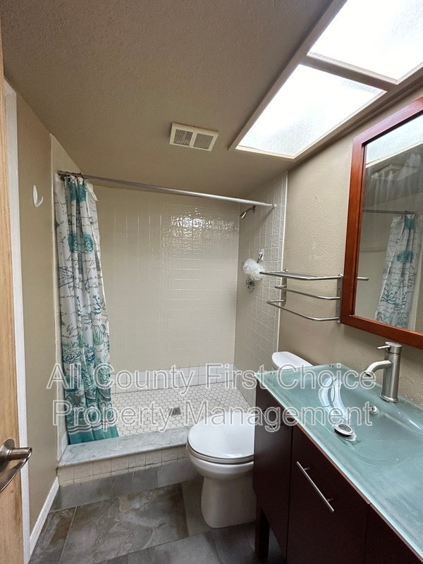 Building Photo - 9650 Tara Cay Ct