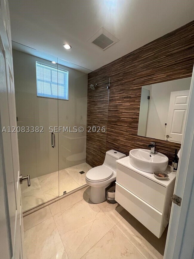 Building Photo - 3652 Falcon Ridge Cir