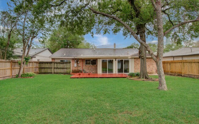 Building Photo - 6030 Willowbend Blvd
