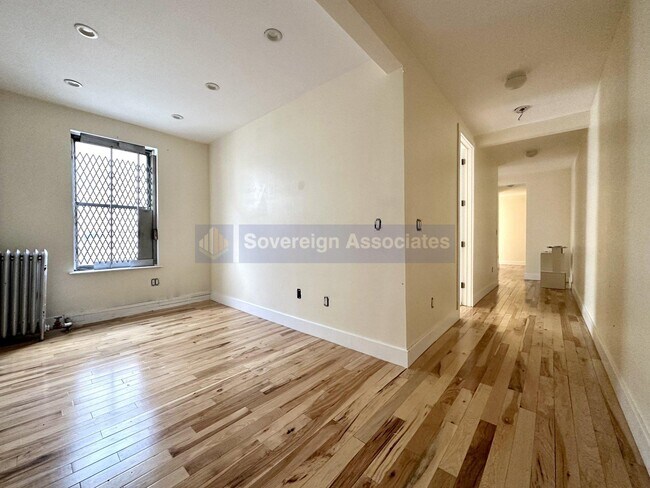 Building Photo - 286 Fort Washington Ave