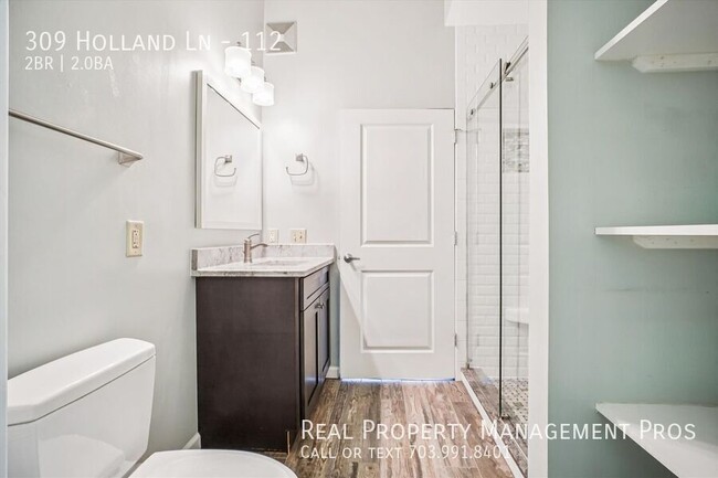 Building Photo - 309 Holland Ln