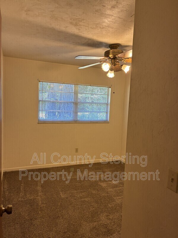 Building Photo - 4501 SW 71st Terrace