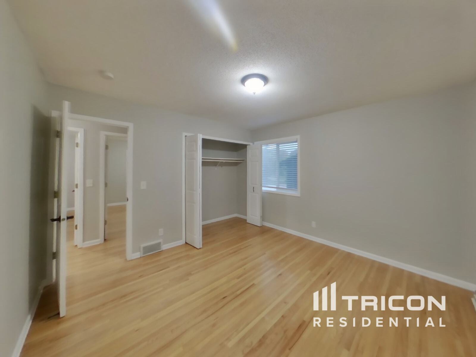 Building Photo - 6421 Limerick Dr