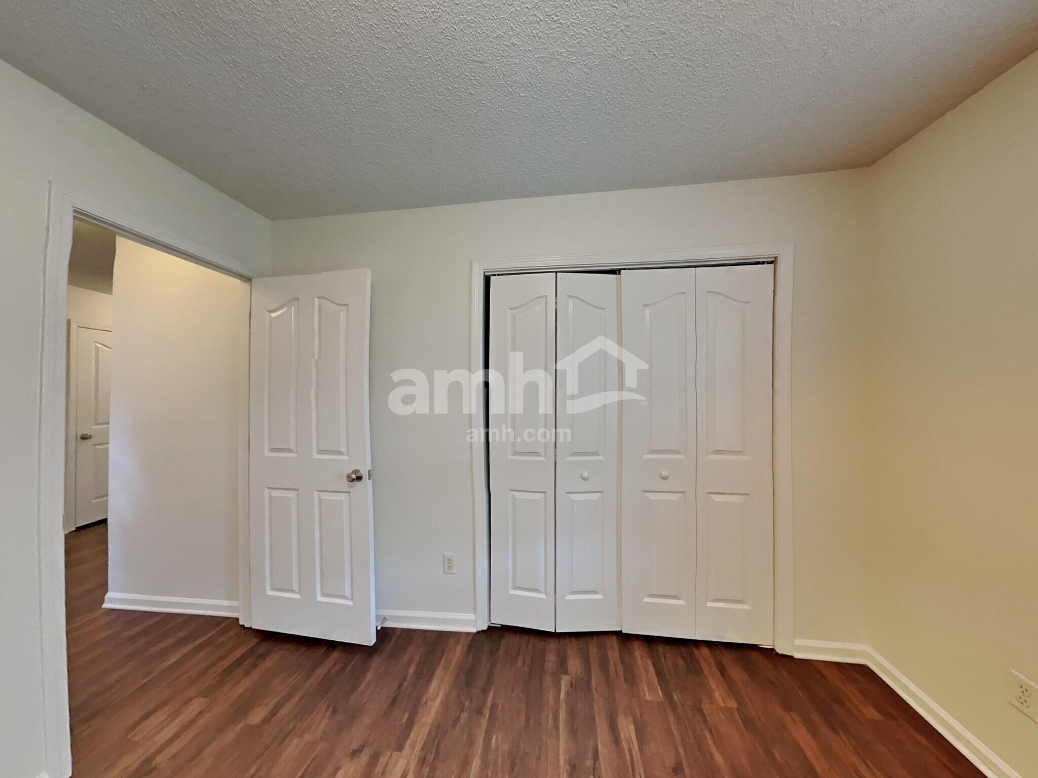 Building Photo - 9411 Misty Arbor Way