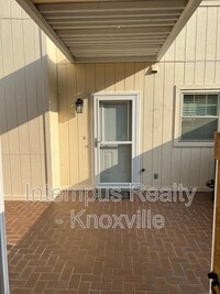 Building Photo - 7914 Gleason Dr