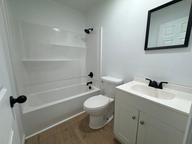 Building Photo - Newly Remodeled House in Paducah