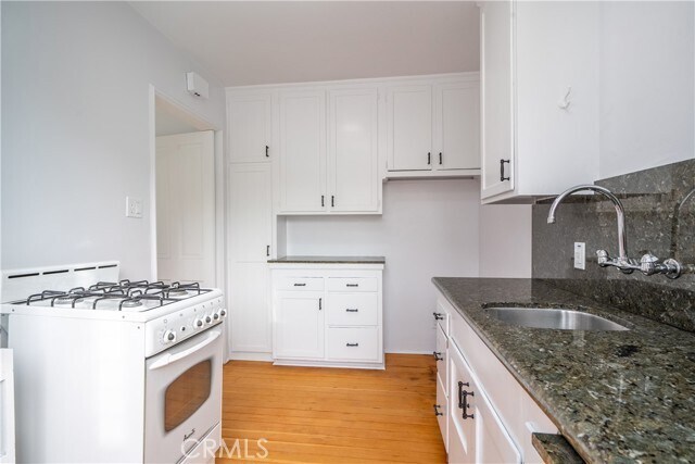 Building Photo - 265 N Swall Dr