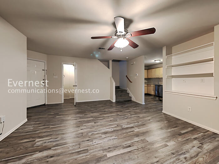 Building Photo - 320 Ezekial Ave