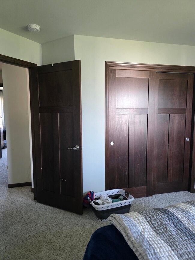 Building Photo - 9933 Cape Silver Way