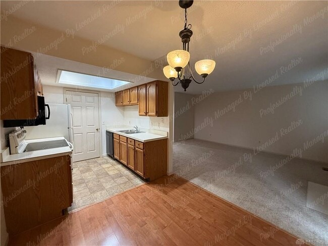 Building Photo - 9765 Centerville Creek Ln