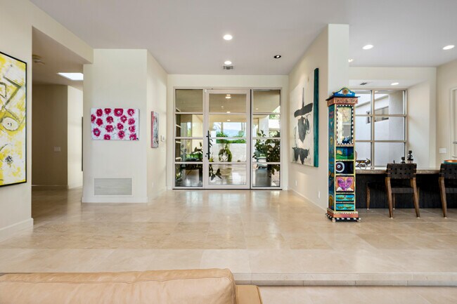 Building Photo - 40745 Morningstar Rd