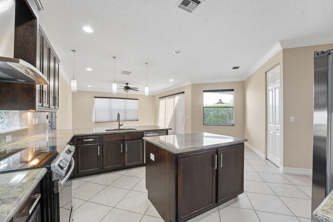 Building Photo - 8256 Savara Streams Ln