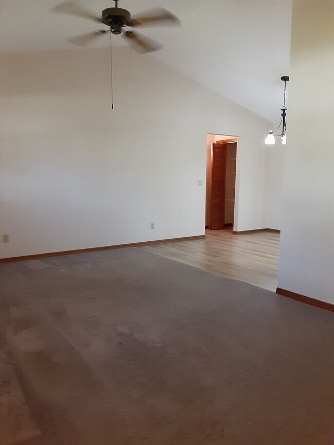 Building Photo - APPLICATION PENDING 4-6-26!