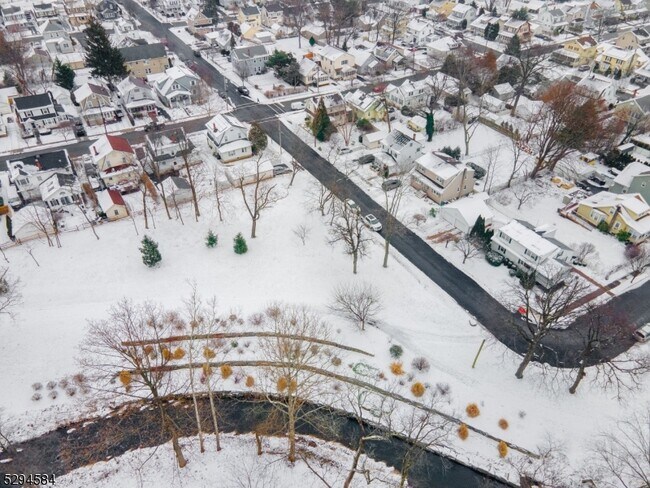 Building Photo - 26 Genevieve Ave