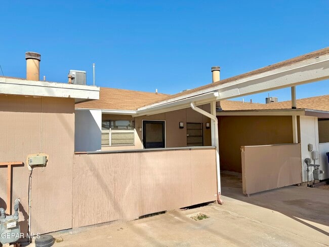 Building Photo - 10501 Cozumel Ln