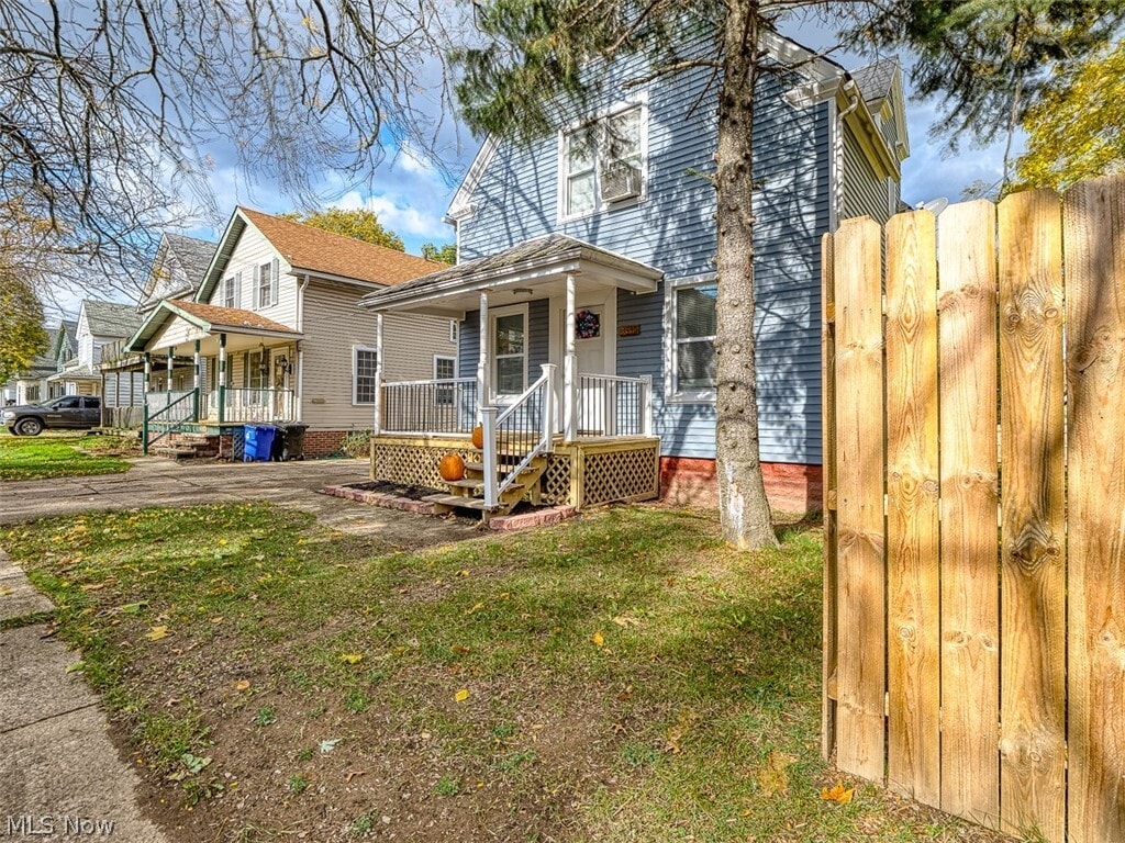 Building Photo - 3116 Searsdale Ave