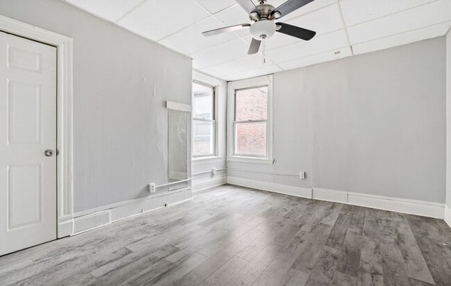 Building Photo - Pittsburgh - 3 Bed 2 Bath - Just Renovated