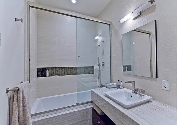 Building Photo - 2D @ Adagio