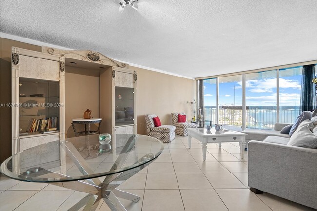 Building Photo - 18081 Biscayne Blvd