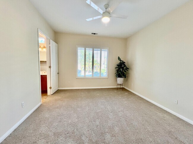 Building Photo - 81952 Avenida Bienvenida