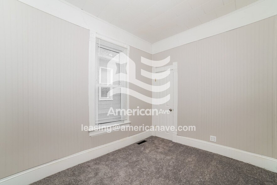 Building Photo - 1820 N Peoria Ave