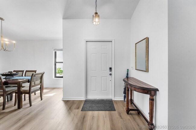 Building Photo - 13645 Exotica Ln