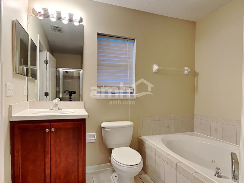 Building Photo - 3311 Highland Mill Ln