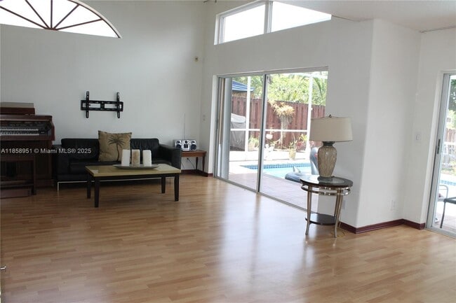 Building Photo - 2601 Regalia Way