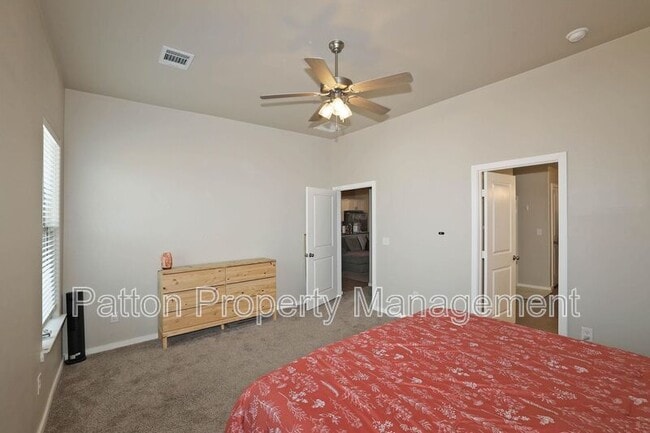 Building Photo - 7811 Bellamy Dr