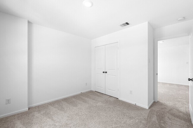 Building Photo - 27219 Henley Rdg Dr