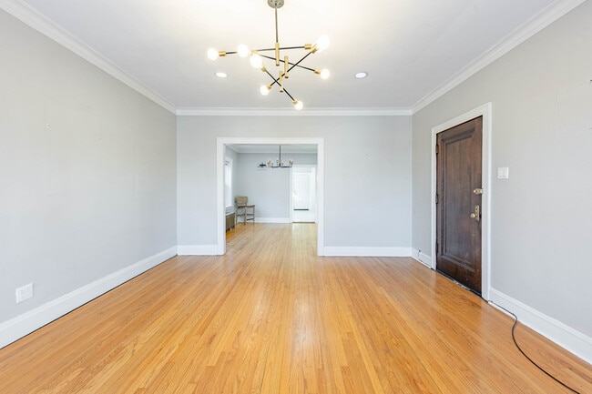 Building Photo - 2230 N Mulligan Ave