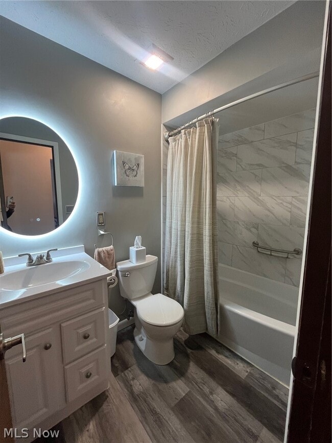 Building Photo - 7880 French Dr