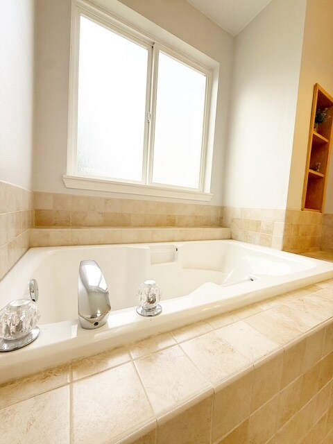 Building Photo - 19569 23rd Ave NE