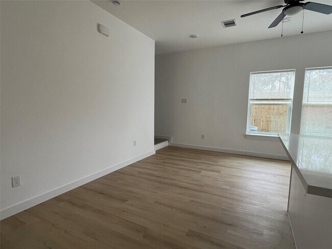 Building Photo - 8605 Wileyvale Rd