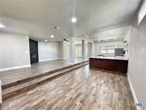 Building Photo - 159 S Hackberry Ave