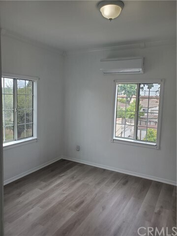 Building Photo - 1309 S Woods Ave