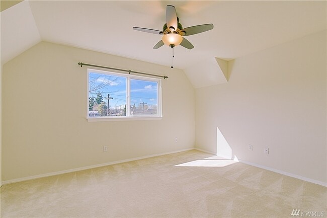 Building Photo - Highland Park Townhouse